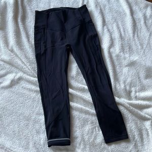 Lululemon All the right places crop Sz 8